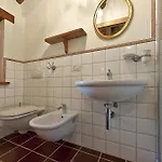 Con Piscina Camaiore