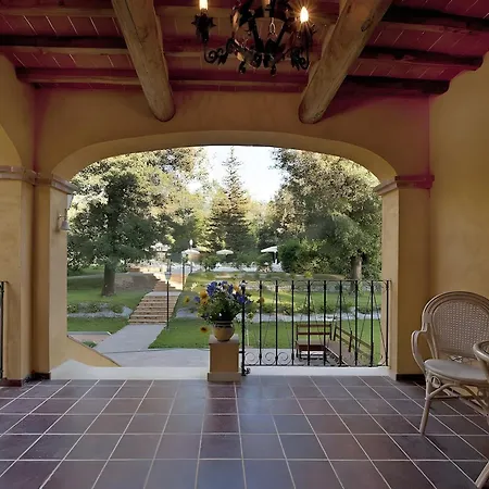 Con Piscina Villa